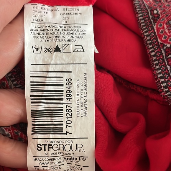 Studio F, Romper 🍒 - Picture 6 of 6